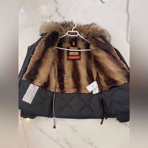 Parajumper Winter coat with fur - Picture 2 of 4